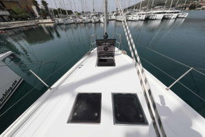 Bavaria C50 Holiday „Granat“ – fotka 3