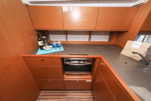 Bavaria C50 Holiday „Granat“ – fotka 16