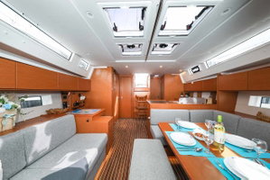 Bavaria C50 Holiday „Granat“ – fotka 14