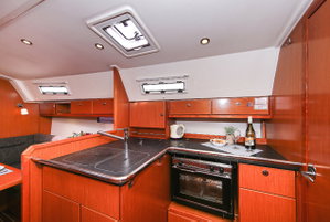 Bavaria Cruiser 36