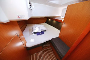 Bavaria Cruiser 36