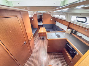 Bavaria Cruiser 37