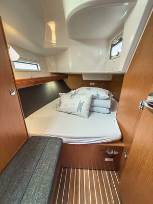 Bavaria Cruiser 37