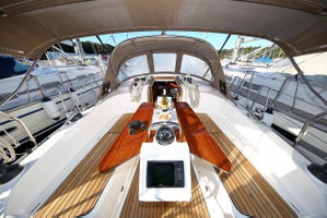 Bavaria Cruiser 37