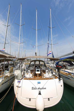 Bavaria Cruiser 37