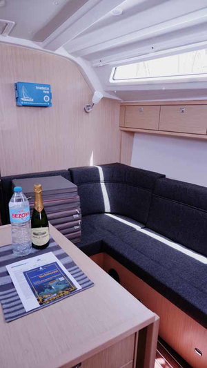 Bavaria Cruiser 37 „Paloma“ – fotka 9
