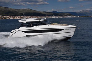 Bavaria SR38 Hard Top „Wave X“ – fotka 9