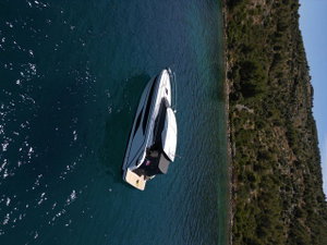 Bavaria SR38 Hard Top „Wave X“ – fotka 12