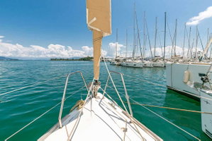 Dufour 350