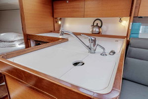 Dufour 350