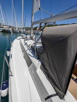 Dufour 37 „Arktur“ – fotka 3