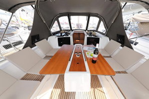 Dufour 382 „Elyra“ – fotka 5