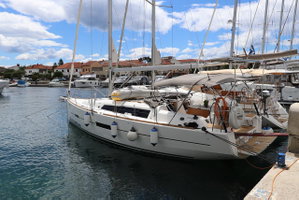Dufour 382 „Elyra“ – fotka 2