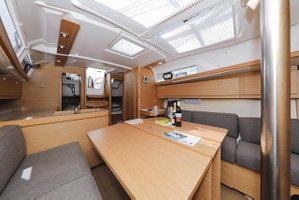 Dufour 382 „Elyra“ – fotka 11