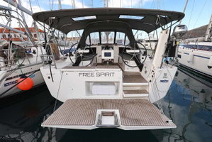 Dufour 390 „Free Spirit“ – fotka 1