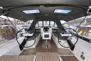 Dufour 390 „Free Spirit“ – fotka 3