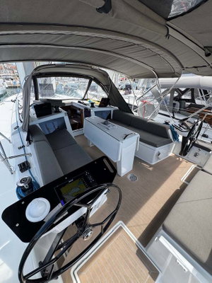 Dufour 41 „Aventura“ – fotka 3
