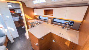 Dufour 41 Performance - 3 cab. „Nine to five“ – fotka 18