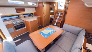 Dufour 41 Performance - 3 cab. „Nine to five“ – fotka 15