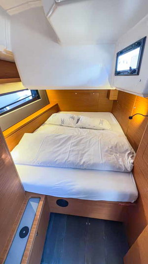 Dufour 41 Performance - 3 cab. „Nine to five“ – fotka 21