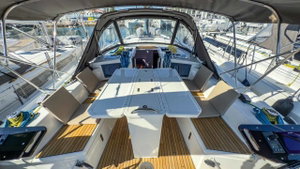 Dufour 41 Performance - 3 cab. „Nine to five“ – fotka 3
