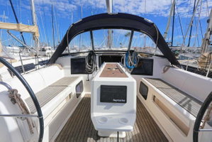 Dufour 412 „Blue Sky“ – fotka 2