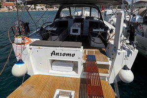 Dufour 430 „Ansomo“ – fotka 1