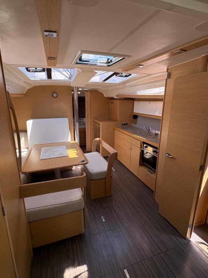 Dufour 430 „Ansomo“ – fotka 3