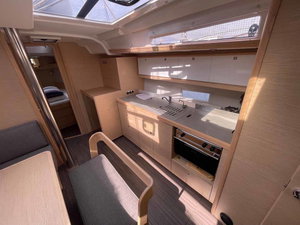Dufour 430 „Karla“ – fotka 8