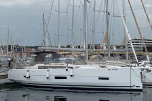 Dufour 430 „Karla“ – fotka 1
