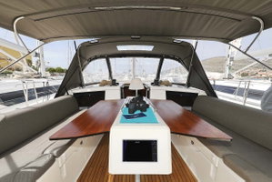 Dufour 430 „Lucia 1“ – fotka 9