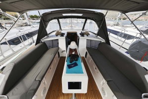 Dufour 430 „Lucia 1“ – fotka 8