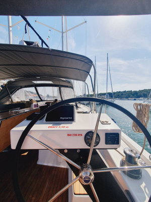 Dufour 470 „Sombra del Viento“ – fotka 6