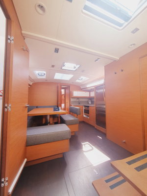 Dufour 470 „Sombra del Viento“ – fotka 8