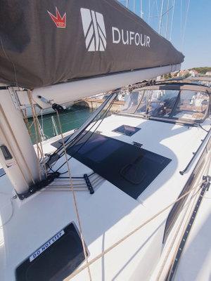 Dufour 470 „Sombra del Viento“ – fotka 3