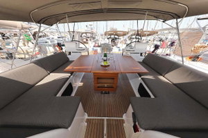 Dufour 520 GL „Luna 77“ – fotka 10