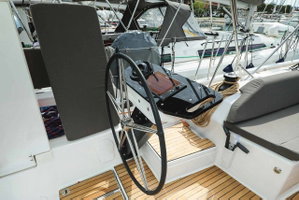 Dufour 530 „Musca“ – fotka 10