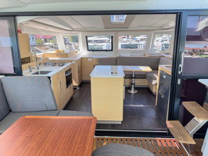 Fountaine Pajot New 41 Quatuor 3 „Acamar“ – fotka 12