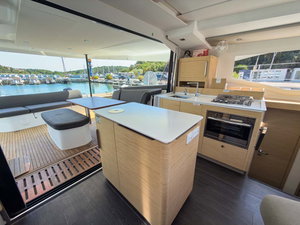 Fountaine Pajot New 41 Quatuor 3 „Acamar“ – fotka 14