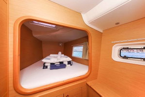 Lagoon 380 S2 „Phoenix“ – fotka 17