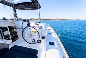 Lagoon 40 „Millennium Falcon“ – fotka 4