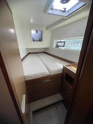 Lagoon 40