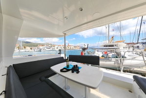 Lagoon 400 „Pagomo nayan“ – fotka 10