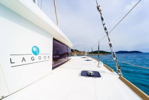 Lagoon 400 S2 „Miss Moneypenny“ – fotka 11