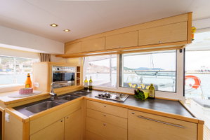 Lagoon 400 S2 „Miss Moneypenny“ – fotka 13