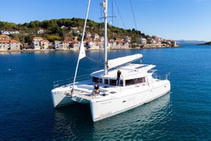 Lagoon 421 „Patch Work“ – fotka 2