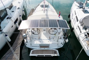 Oceanis 38 „Aphrodite“ – fotka 11