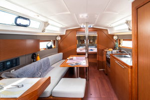 Oceanis 38 „Aphrodite“ – fotka 12