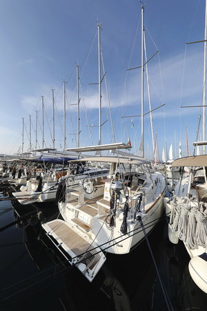 Oceanis 38.1 „Angel07“ – fotka 2
