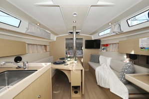 Oceanis 38.1 „Angel07“ – fotka 10